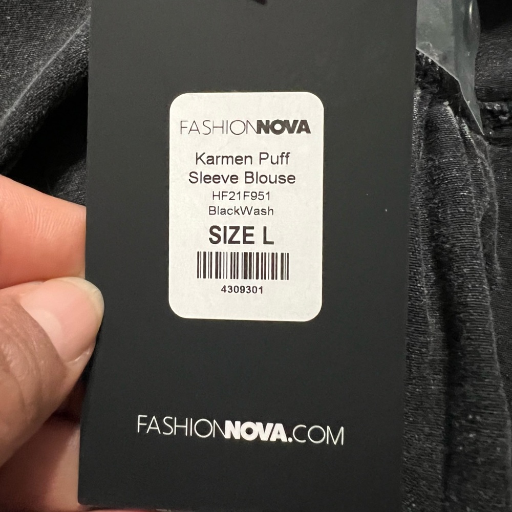 Fashion Nova Karmen Puff Sleeve Blouse in Black Wash Size Large - Picture 11 of 12